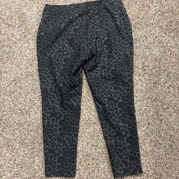 Calvin Klein Leopard Print Leggings - Women's Size 1X - Preowned - 2168 - Picture 4 of 4